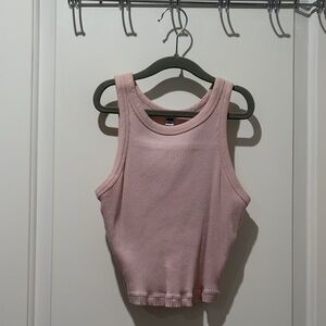 Uniqlo tank top